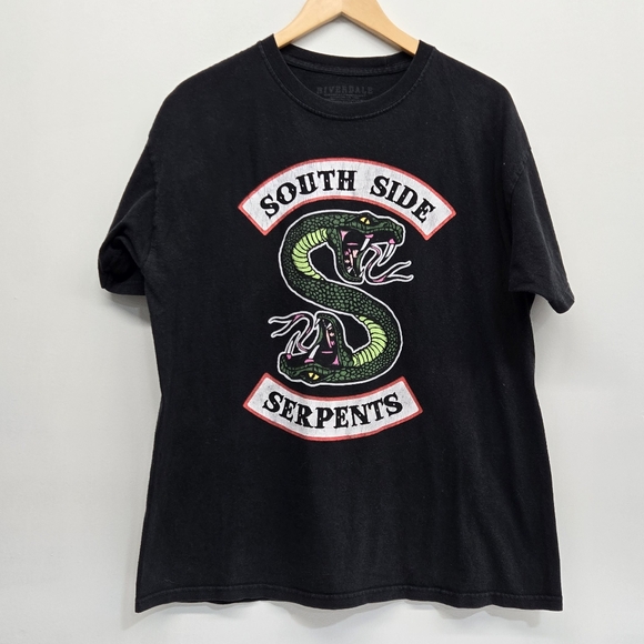 Riverdale South Side Serpents Graphic T-Shirt Black Warner Bros Men's Tshirt - Picture 1 of 6